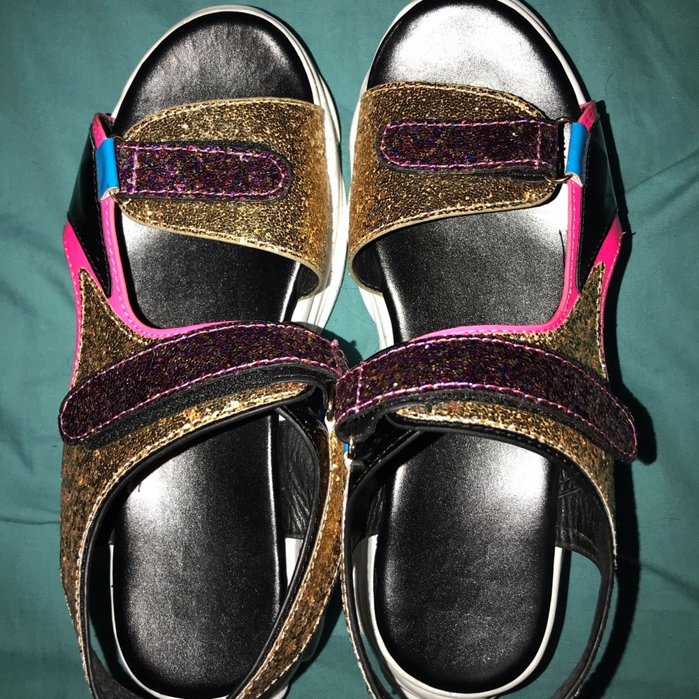 YoKi Velcro Sandals